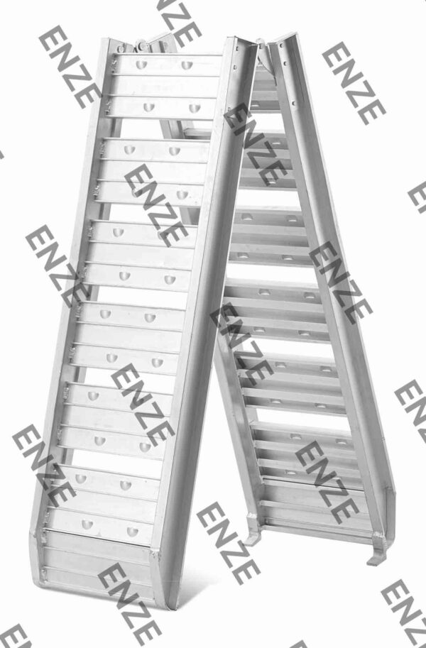 MT02-6 ALUMINUM FOLDING RAMPS